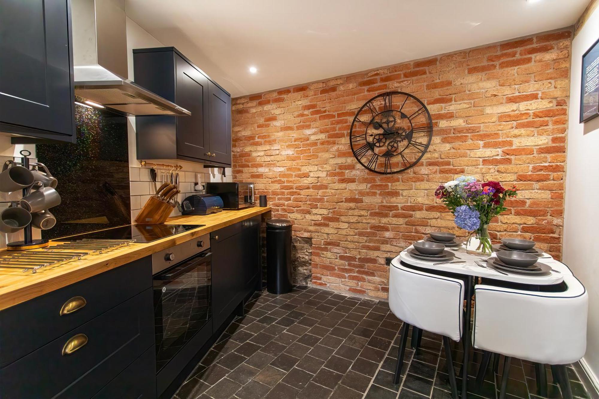 Stunning Ashbourne Town Centre Cottage Near Alton Towers Peak District Derbyshire Zewnętrze zdjęcie